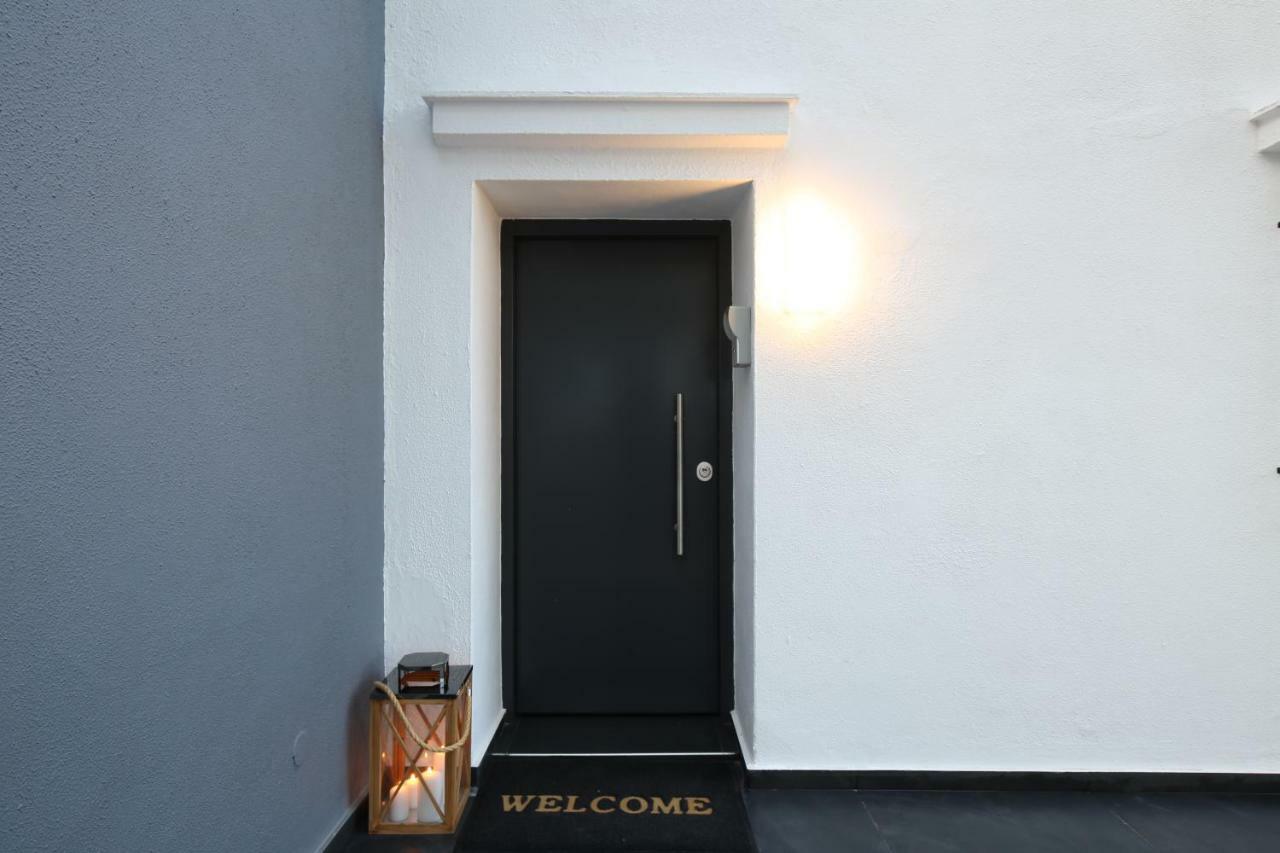 Little Small Villa In Psychiko, Atenas Exterior foto